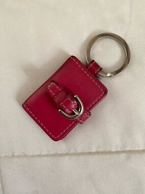 RARE pink leather Coach photo keychain!!